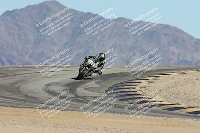 media/Oct-05-2025-CVMA (Sun) [[beeef4f201]]/Race 16-Formula Middleweight/